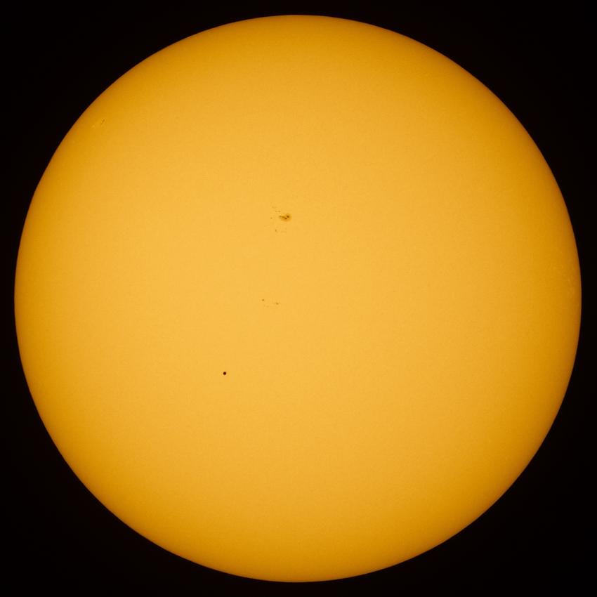 A photograph of the transit of Mercury of 9 May 2016