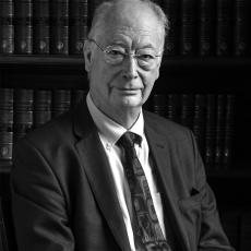 Professor Mike Cruise.